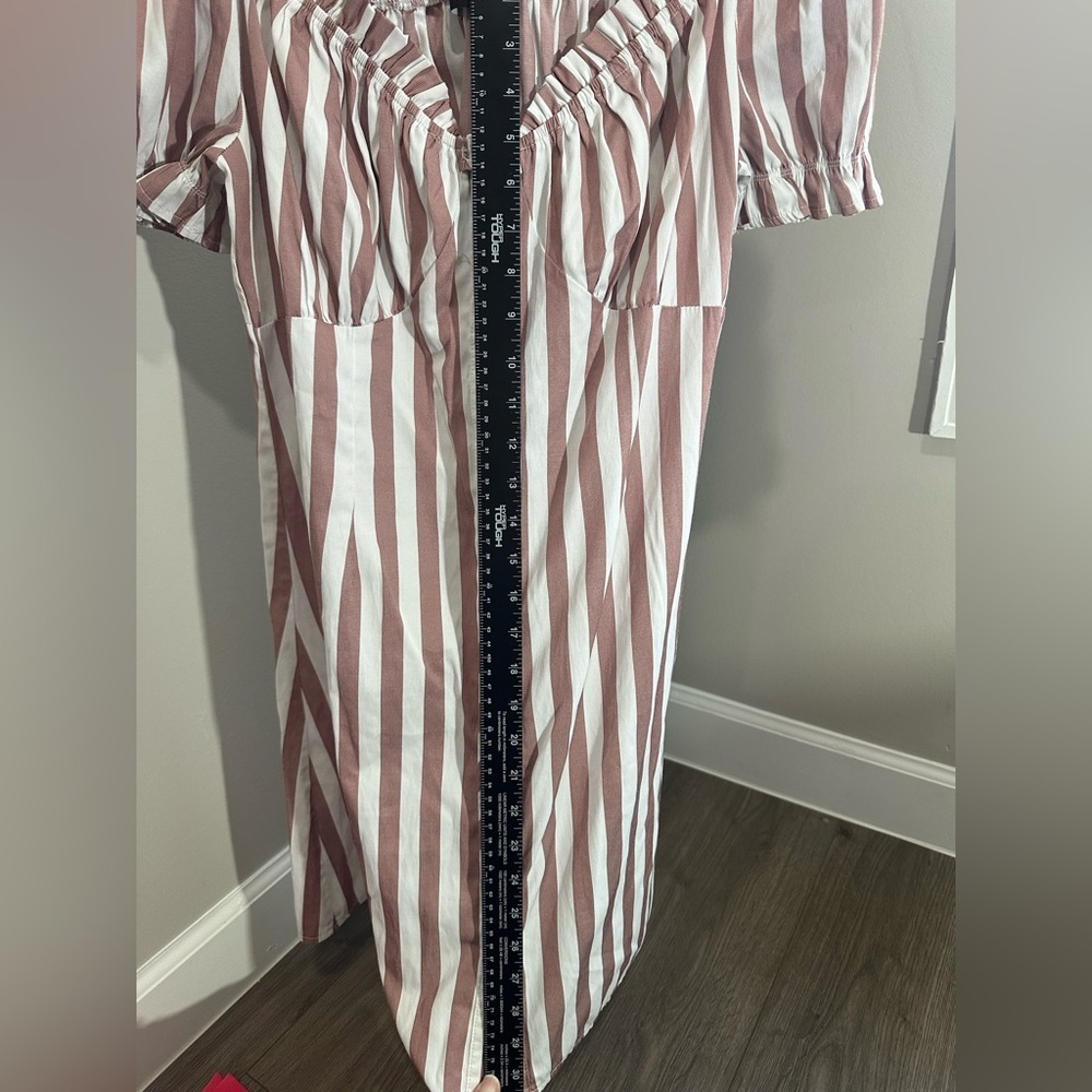 PrettyLittleThing Mauve and White Striped Button-Front Dress Kentucky Derby - Picture 12 of 12
